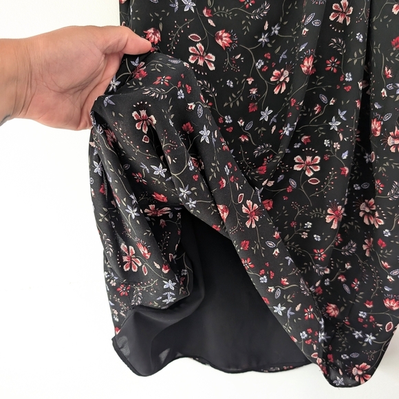 2/15$ R.Essentials Non-stretch Black Floral Sleeveless Top ~ Size XL - Picture 3 of 5